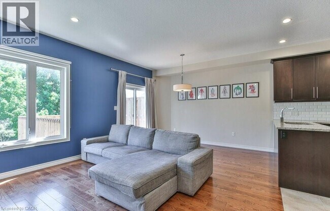 Photo du bâtiment - 2235 Blackwater Rd