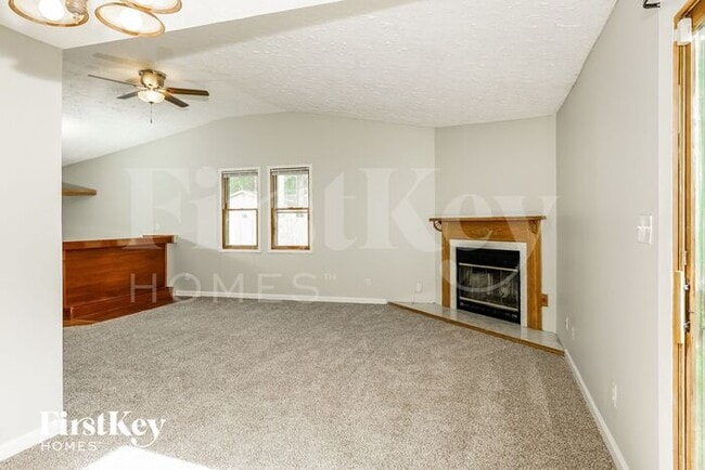 Building Photo - 1050 Ross Ct