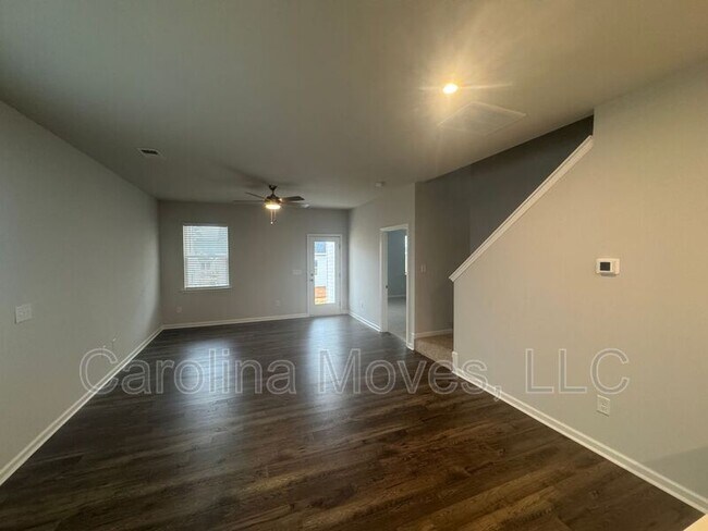 Foto del edificio - 409 Mariene Dr