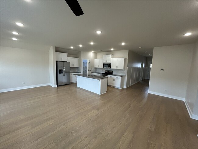 Foto del edificio - 510 Wagon Wheel Ave