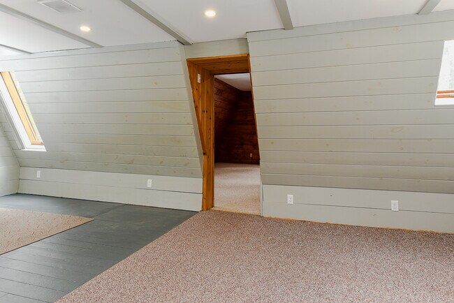 Foto del edificio - 980 Norway Rd
