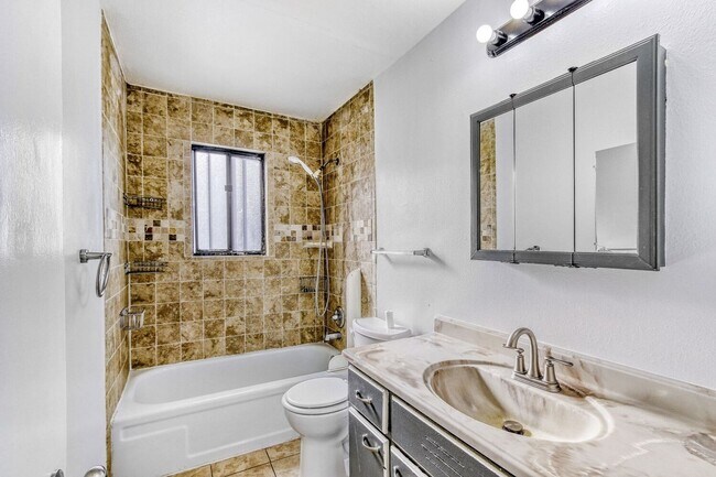 Foto del edificio - 9406 W 57th Ave