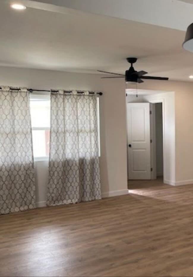 Building Photo - 21329 Jaffrey Ave