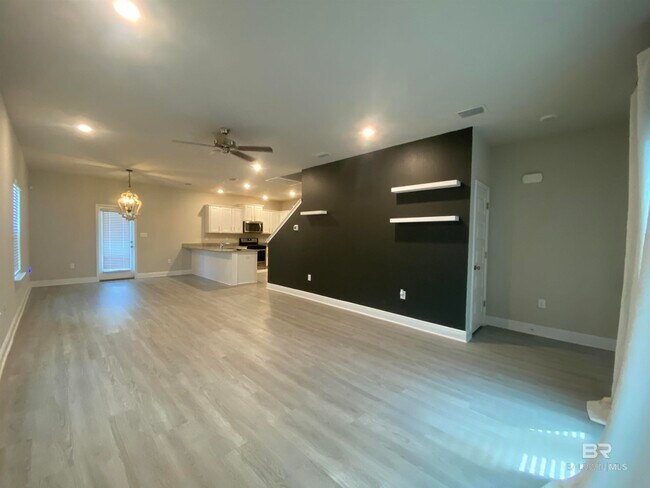 Foto del edificio - 24271 Alydar Lp