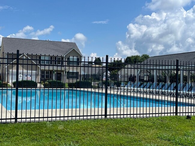 Building Photo - 60 Alligator Dr
