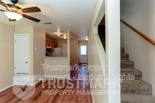 Foto del edificio - 4403 Abigail Dr