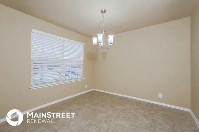 Foto del edificio - 8939 Hickman Pk