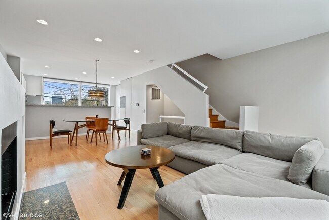 Foto del edificio - 663 N Sangamon St