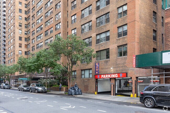Foto del edificio - 744-748 2nd Ave