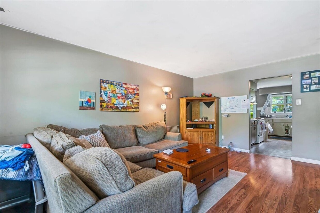 244 Ries Rd, Ballwin, MO 63021 Townhome Rentals in Ballwin MO