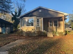 Building Photo - 20 Kirkwood St NE