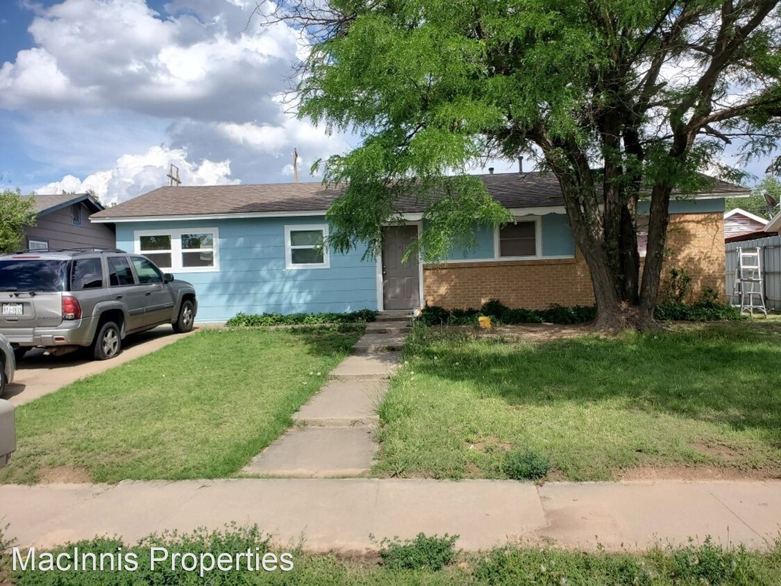 Primary Photo - 4 br, 1.5 bath House - 2510 N Wilson St