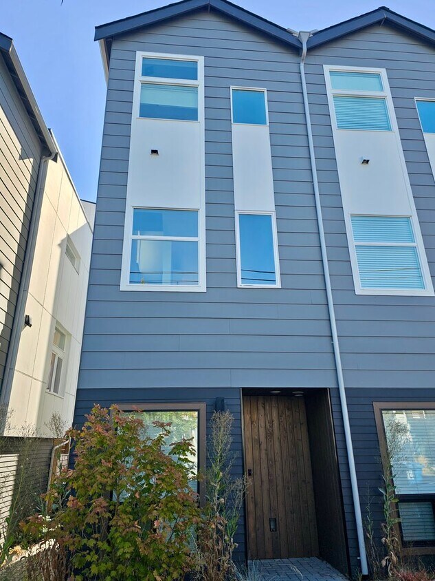 Foto principal - Experience Modern Living in the Heart of N...