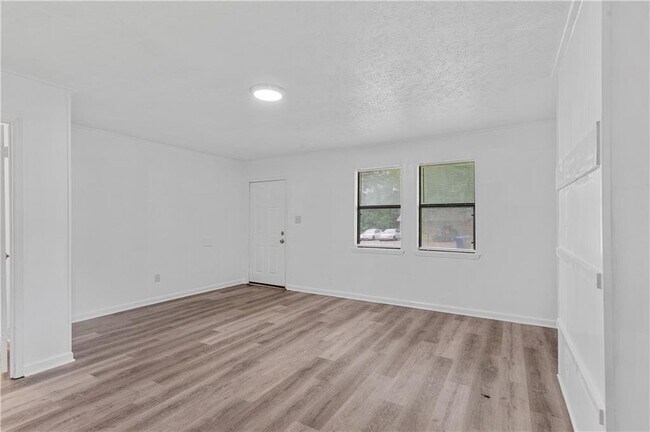 Foto del edificio - 200 Tanglewood Dr