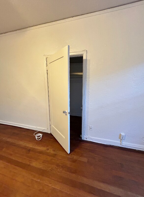 Building Photo - 1523 N McCadden Pl