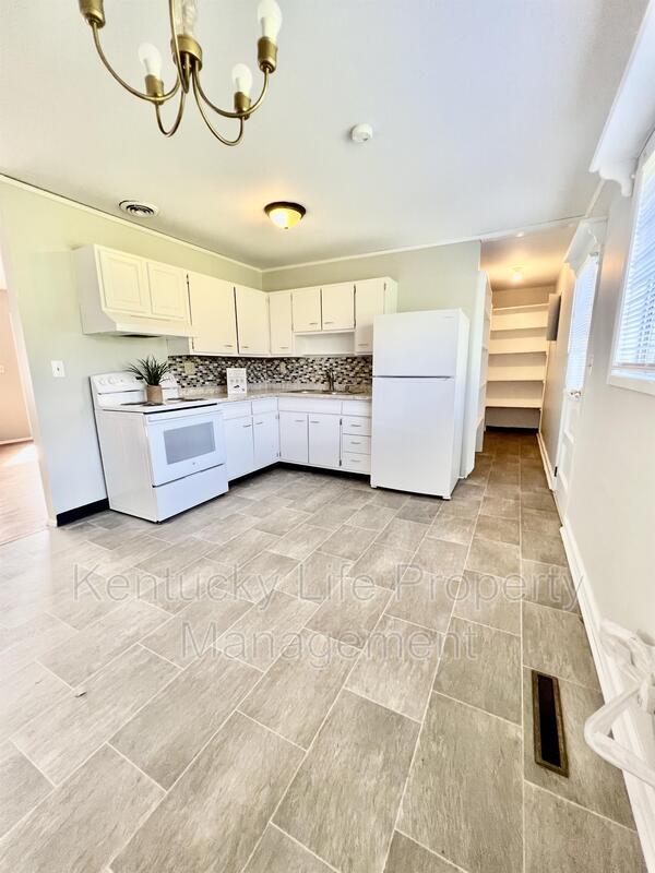 Building Photo - 106 Tulip Dr