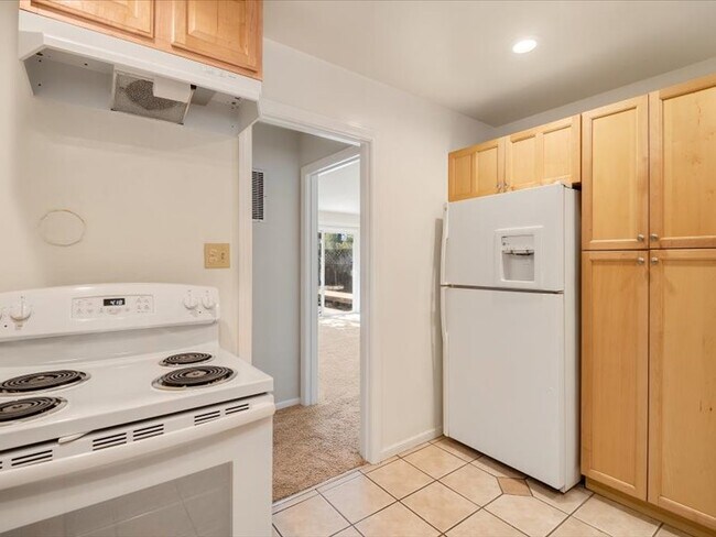 Foto del edificio - 22086 Homestead Rd