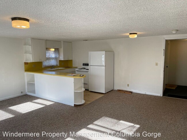 Foto del edificio - 2 br, 1 bath House - 421 B Rock Creek Rd