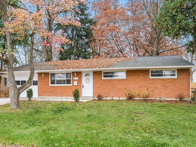 Building Photo - 3731 Lima Dr