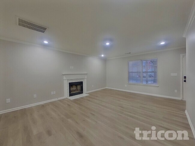 Foto del edificio - 5850 Brookfield Pointe Dr