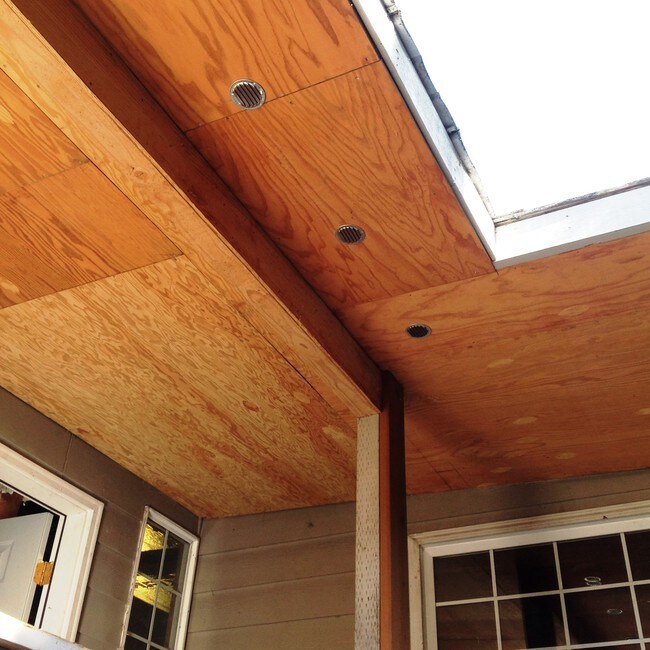 Interior Photo - McMinnville 7-Plex