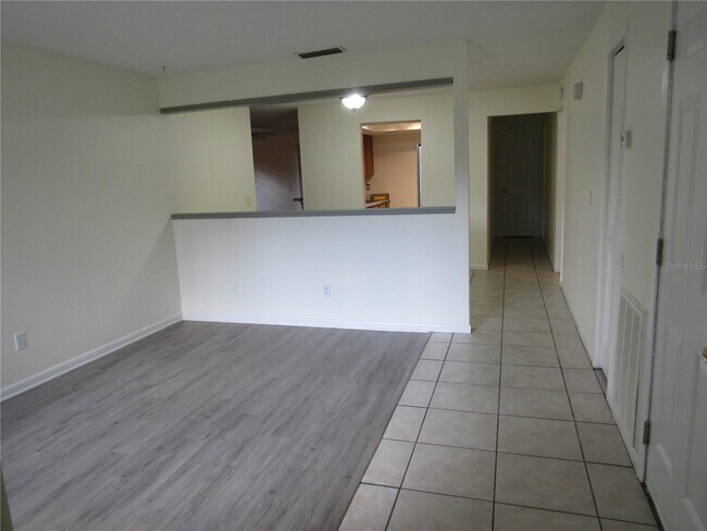 Building Photo - 3414 E Lambright St