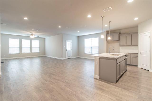 Building Photo - 15916 Chancery Ln