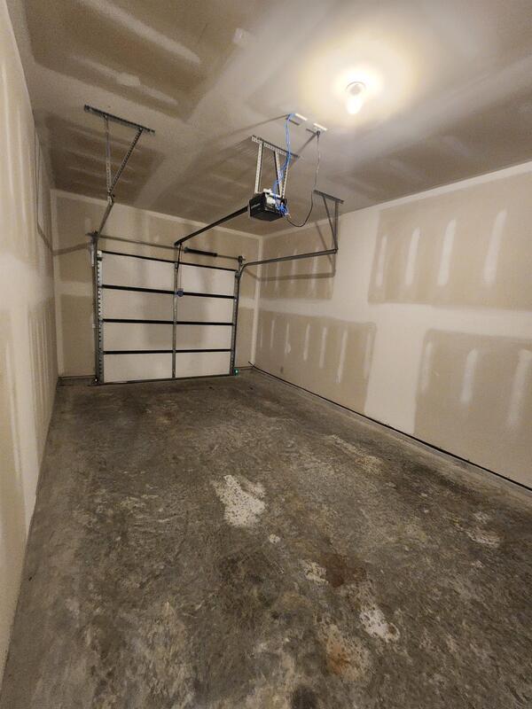 Foto del edificio - 4660 Ridge Bend Dr