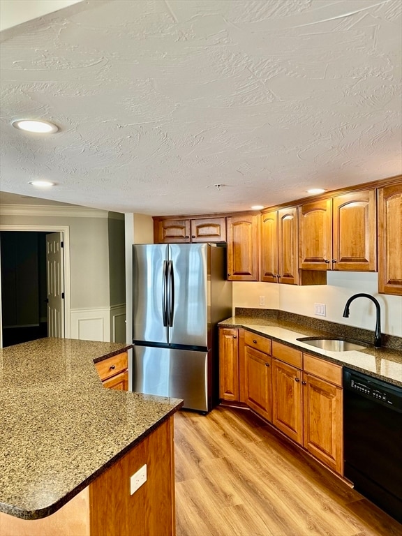 Building Photo - 5 Mission