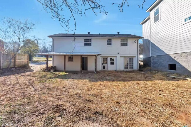 Building Photo - 231 Margo Ln