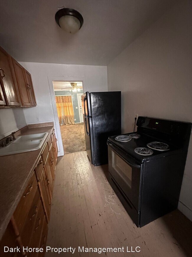 Building Photo - 3 br, 1 bath House - 118 Cottonwood