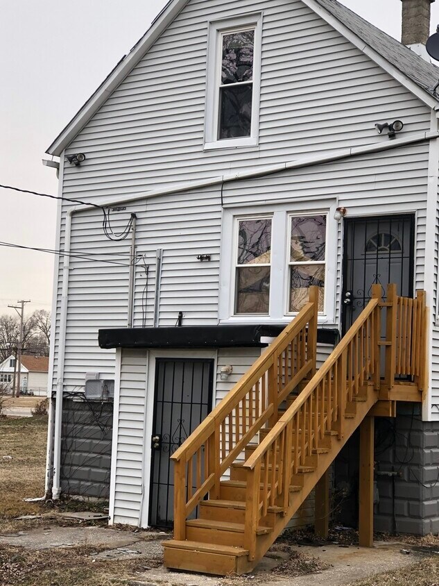 Foto principal - 229 155th St
