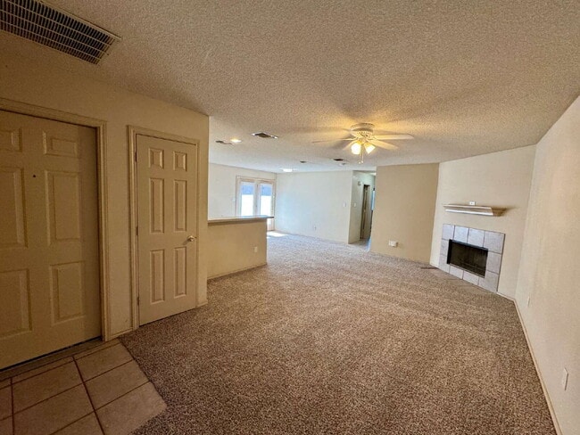 Building Photo - Charming Duplex in Frenship ISD 2-bed 2-bath +Garage