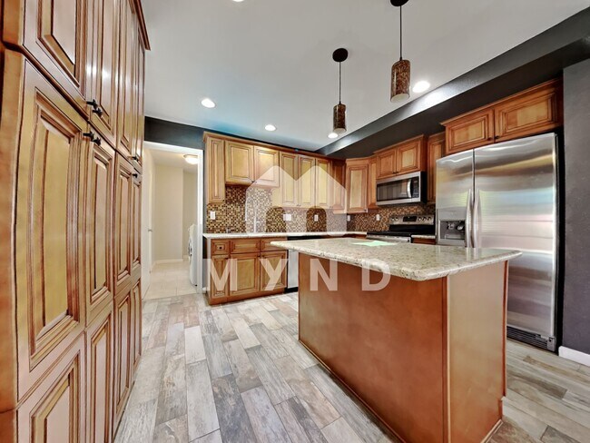 Building Photo - 8426 E Keim Dr
