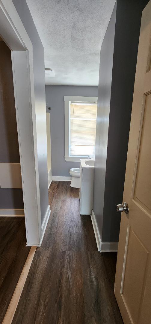 Building Photo - 161 4th St