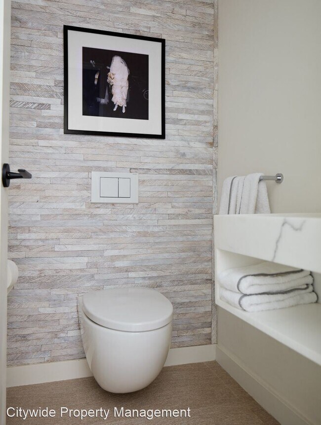 Building Photo - 3 br, 4.5 bath House - 55 Bellevue Avenue