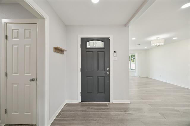 Foto del edificio - 9670 Lynbrook Dr