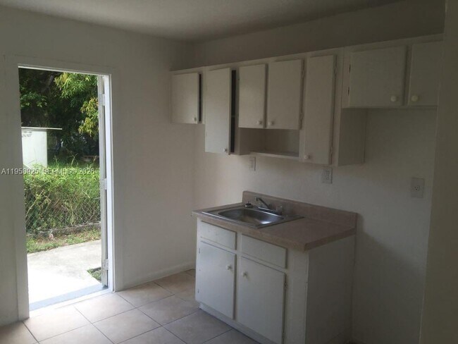 Foto del edificio - 726 21st St