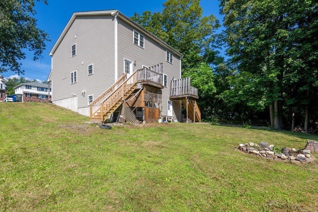 42 Hamilton St Unit 42, Leominster, MA 01453 Room for Rent in