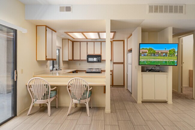 Foto del edificio - 28930 Isleta Ct