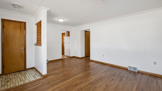 Building Photo - 1257 Lejeune Ave