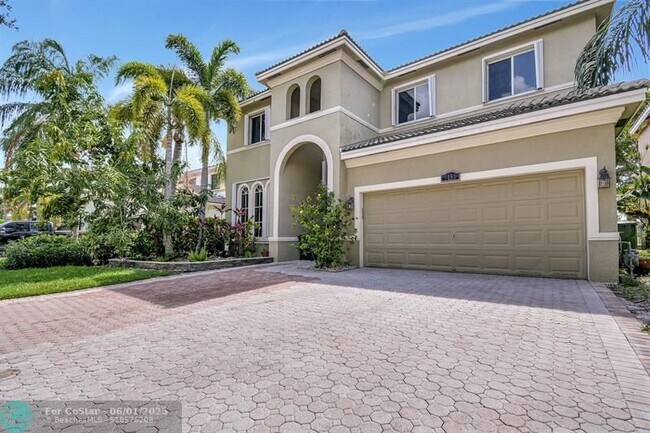 Building Photo - 6158 SW 194th Ave