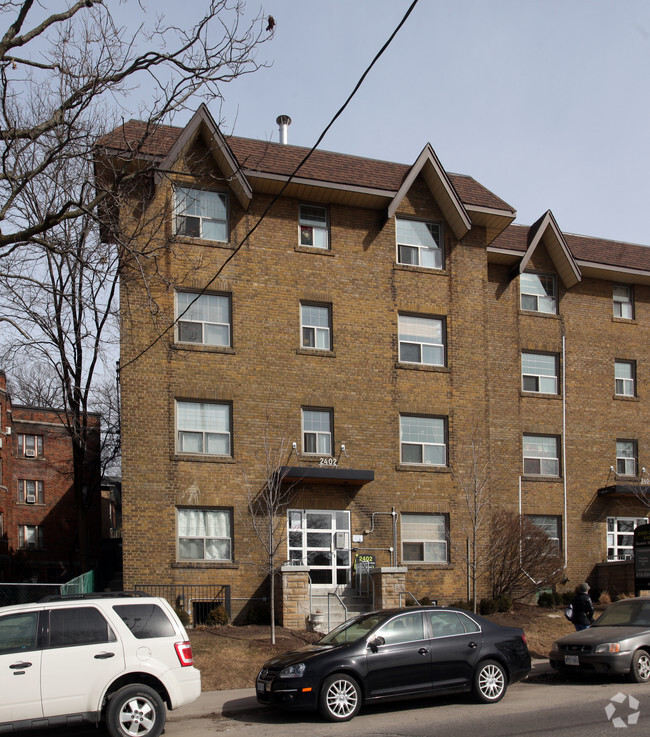 Building Photo - 2402-2406 Queen St East  