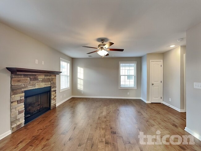 Building Photo - 1259 Magnum Dr