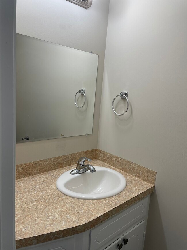 17 Berkley Ave Unit 3, Granite Falls, NC 28630 Apartments in Granite