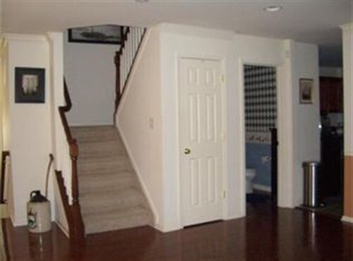 Foto del edificio - 1 Raritan Reach Rd