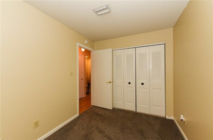 Master Bedroom - 3672 Towne Point Rd