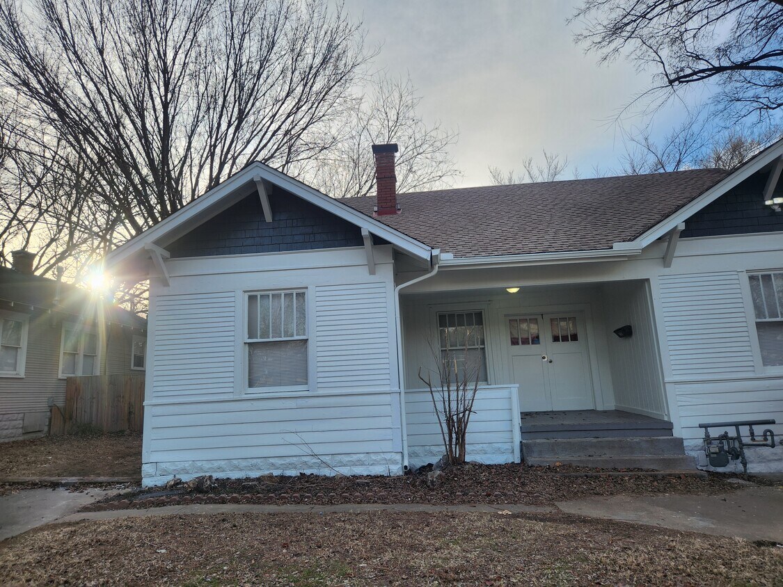 Foto principal - 1206 S Rockford Ave
