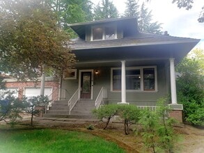 Building Photo - 15314 SE East Ave