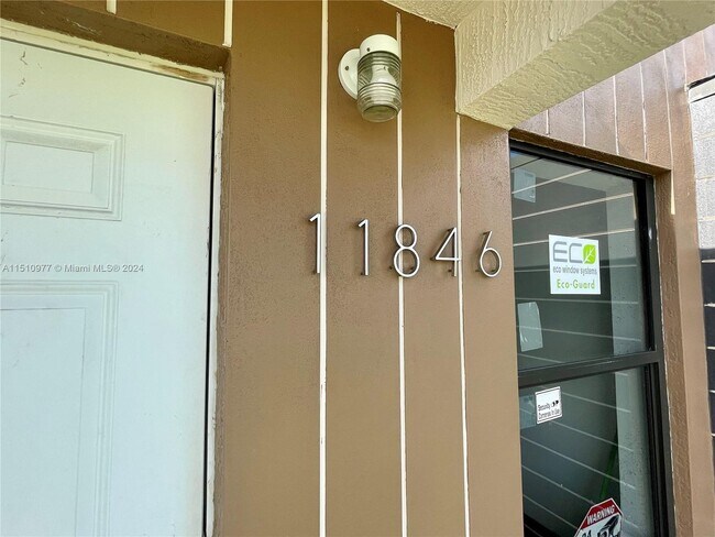 Foto del edificio - 11846 SW 213th St